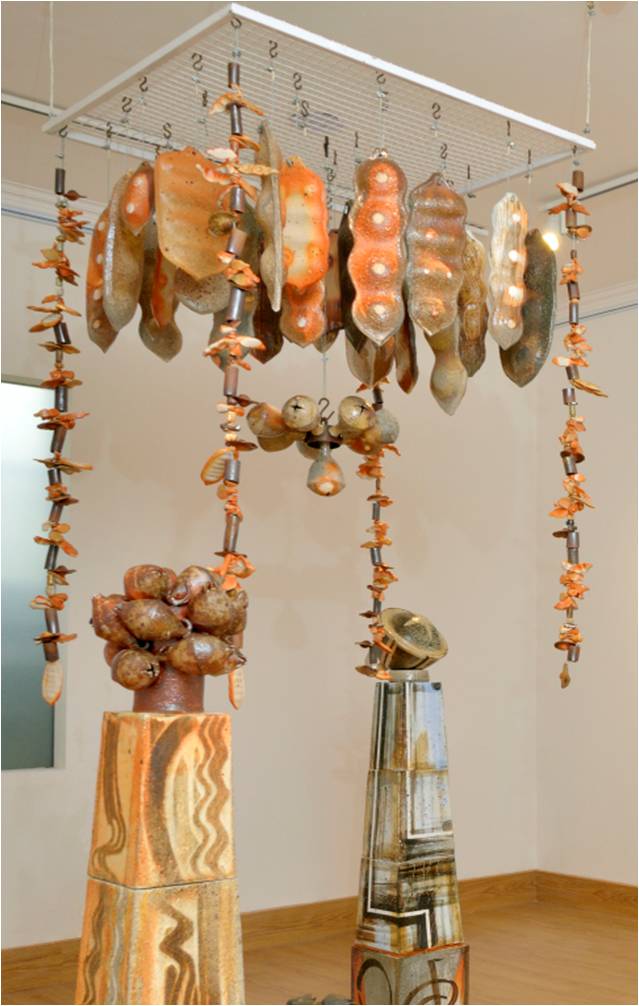 Hanging Pods & Garlands